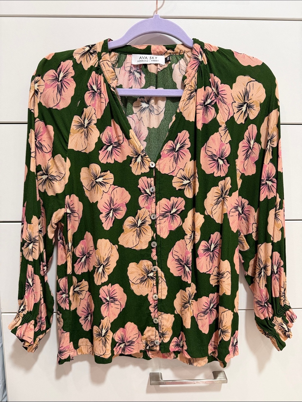 Ava Sky, top Marrakech, peony alotta bloom, l/s, woven , size XS